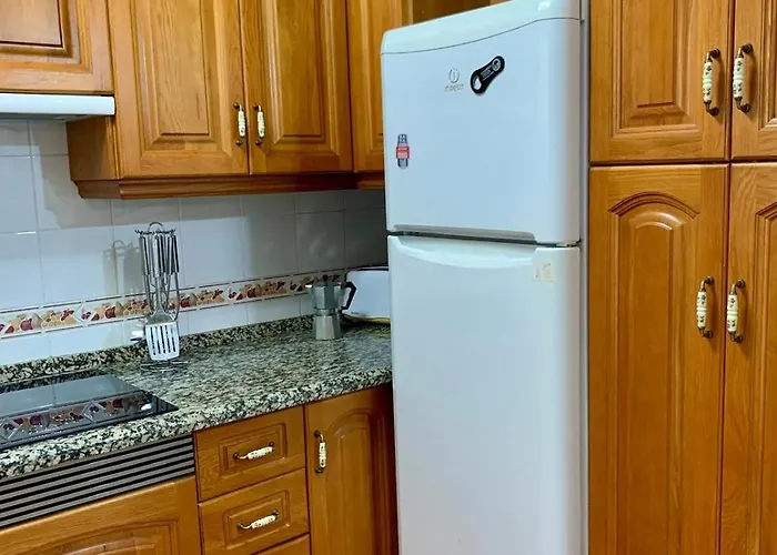 Apartamento En La Carihuela Cerca Playa