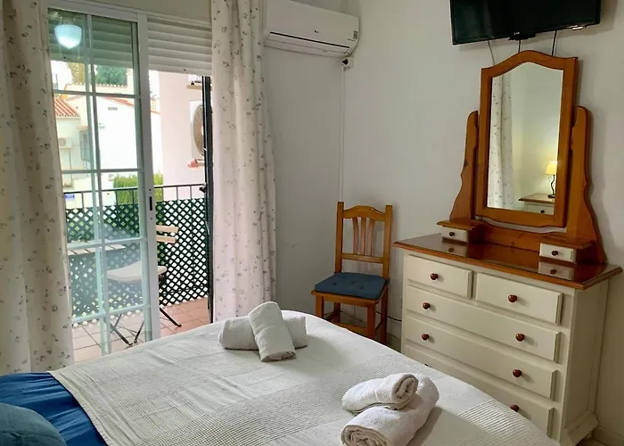 Apartment En La Carihuela Cerca Playa *