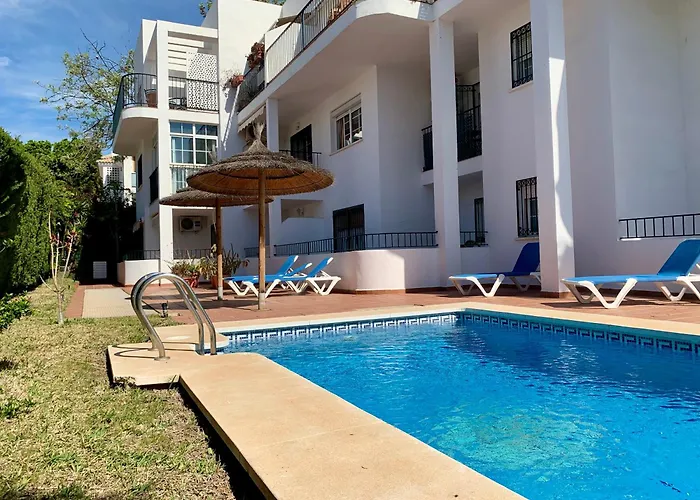 Apartamento En La Carihuela Cerca Playa *